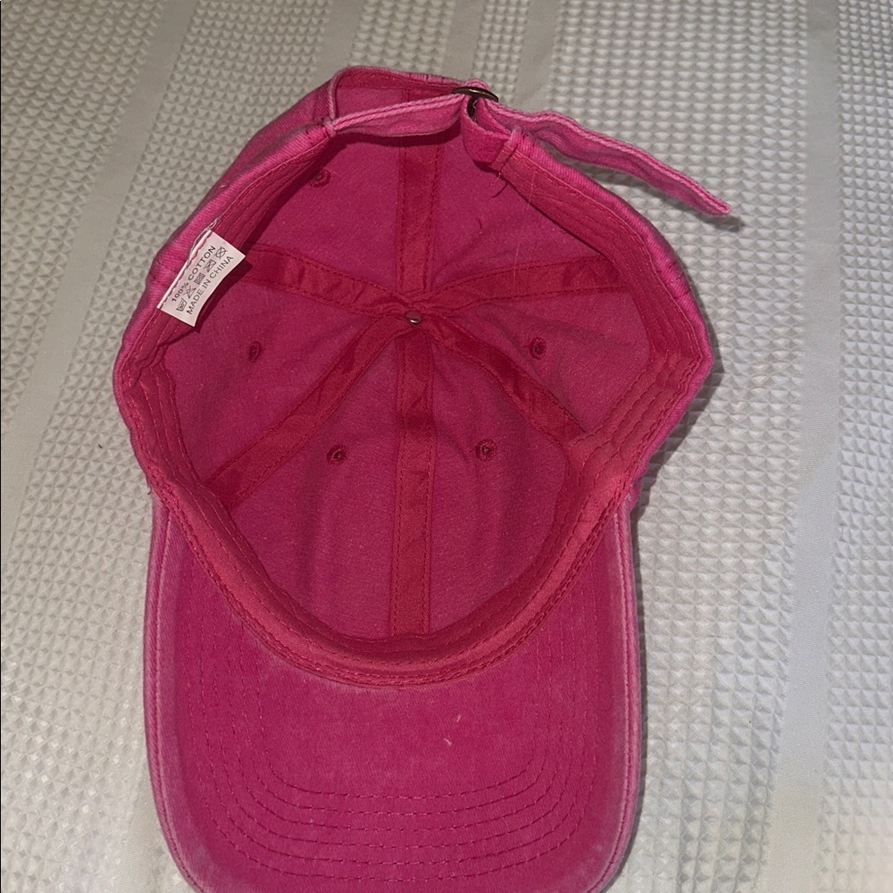 NEW Hello Kitty Hat - Picture 2 of 2